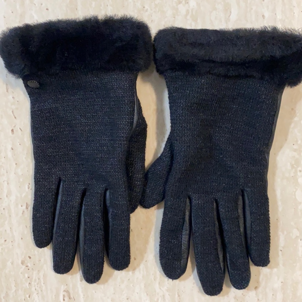 Ugg gloves